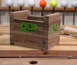 WoodworksbyJohn-CustomFurniture-LasVegas-MonkeypodBox-Dovetails-