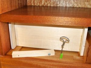 Installing drawer stop