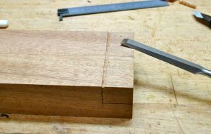 Notch to aid starting the saw